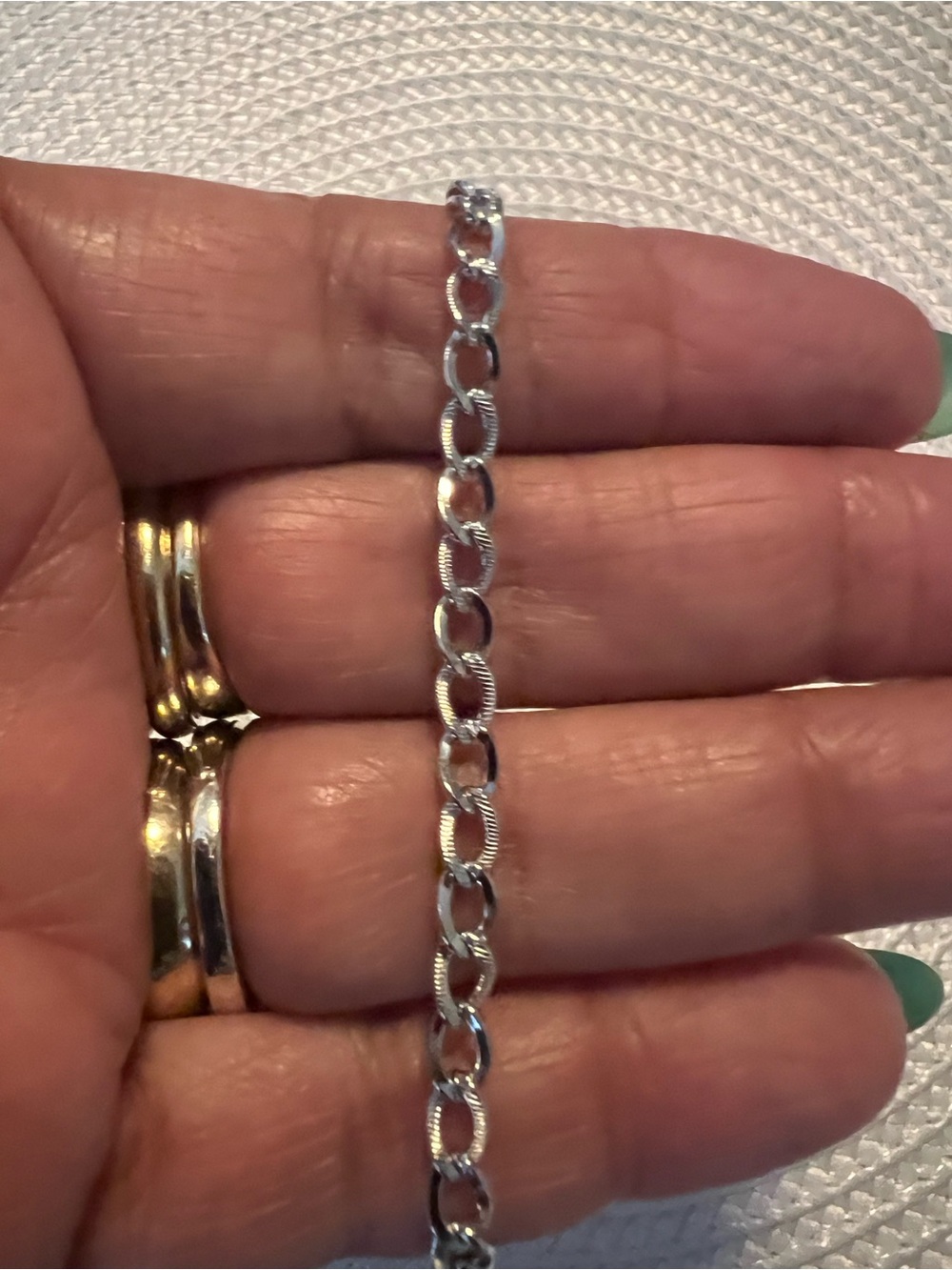 High End Sterling Silver Textured Oval Link Bracelet - Silver